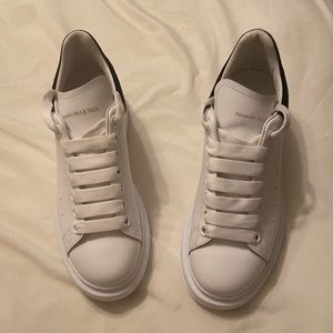 Black and white Alexander McQueen size 71/2